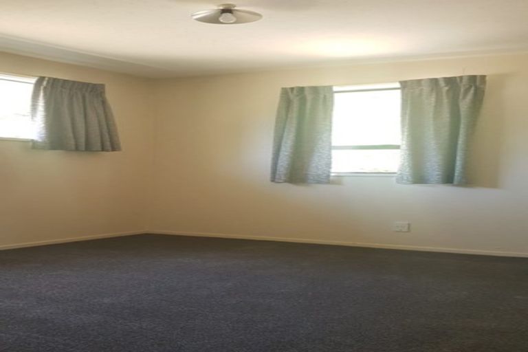 Photo of property in 14 Taiaroa Place, Southbridge, 7602