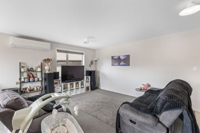 Photo of property in 36 Aratapu Street, Waitara, 4320