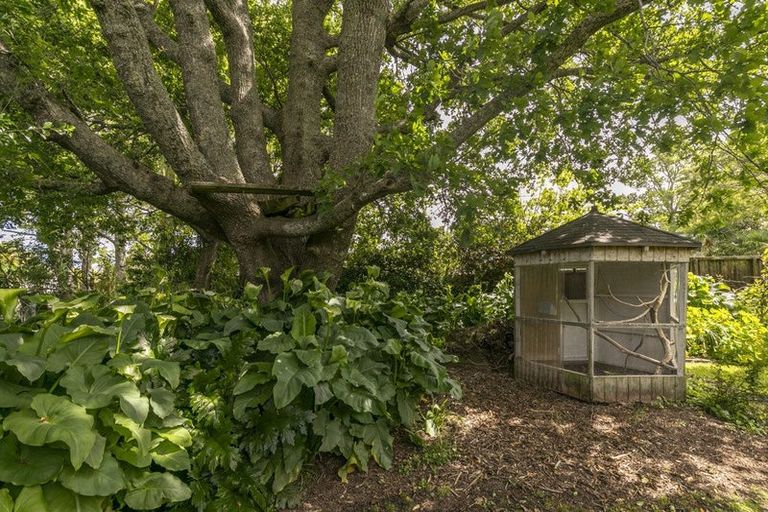 Photo of property in 32 Kimihia Road, Huntly, 3700