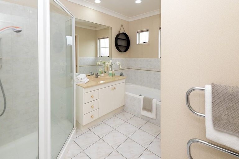 Photo of property in 26 Jane Eyre Drive, Somerville, Auckland, 2014