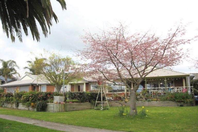 Photo of property in 30 Buckingham Place, Bethlehem, Tauranga, 3110