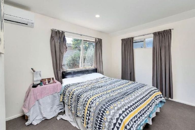 Photo of property in 2/41 Selwyn Crescent, Forrest Hill, Auckland, 0620