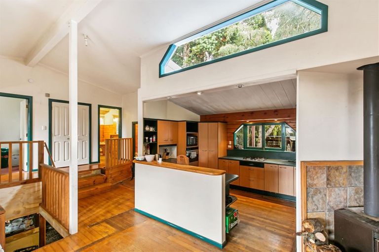 Photo of property in 130 Opanuku Road, Henderson Valley, Auckland, 0612