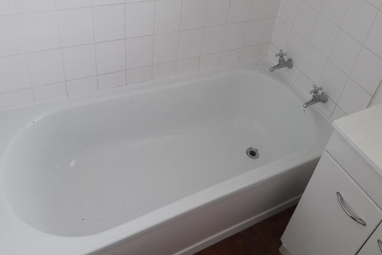 Photo of property in 15 Wolsey Place, Hillmorton, Christchurch, 8025