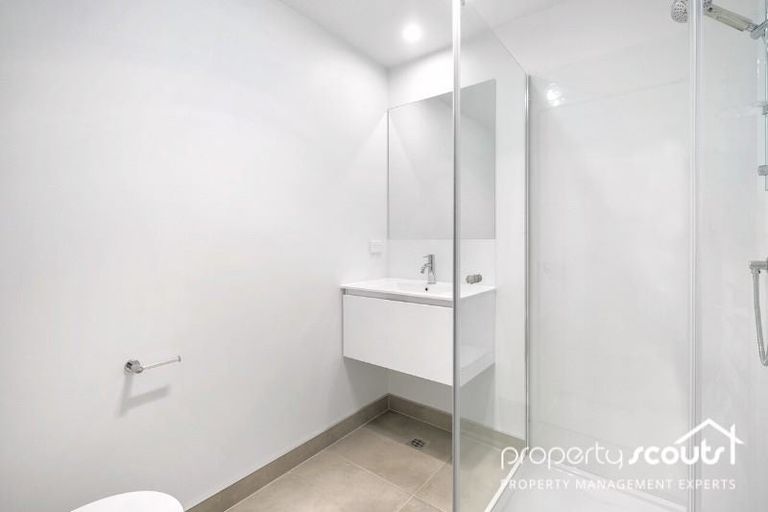 Photo of property in 43 Clay Works Lane, New Lynn, 0600