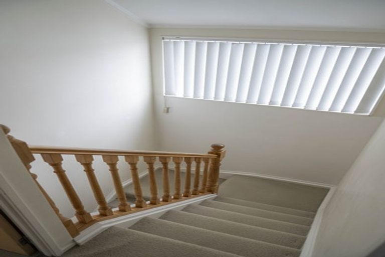 Photo of property in 13 Gala Place, Henderson, Auckland, 0612