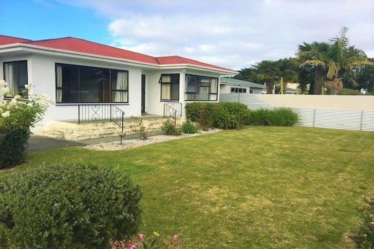 Photo of property in 318 Kennedy Road, Onekawa, Napier, 4110