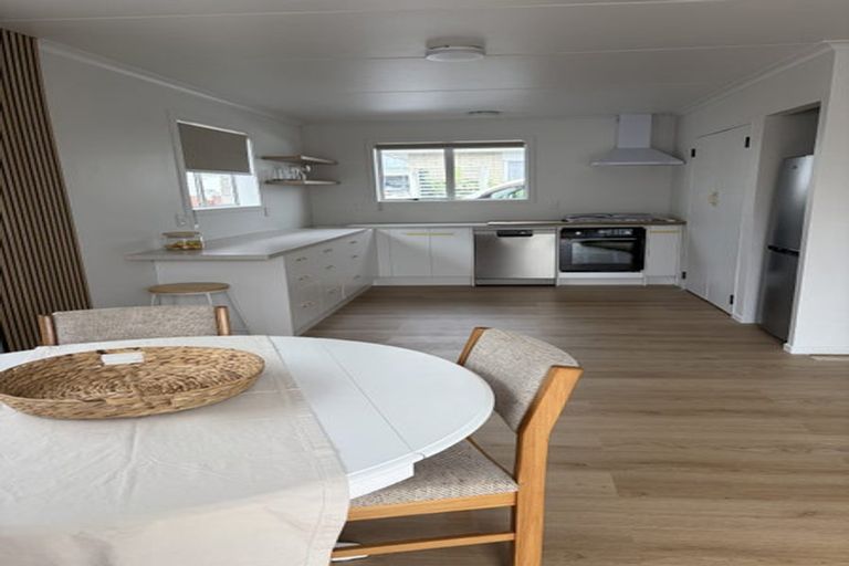 Photo of property in 9b Clemow Road, Fitzroy, New Plymouth, 4312