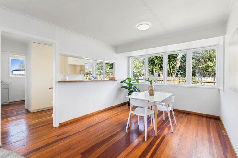 Photo of property in 35 Hamilton Drive, Waiuku, 2123