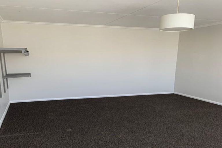 Photo of property in 16 Normanby Street, Newtown, Wellington, 6021
