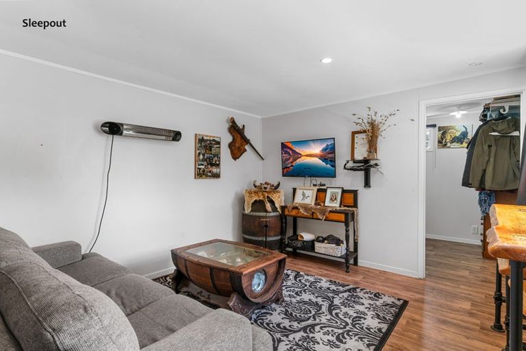 Photo of property in 338 South Road, Waipu, 0582