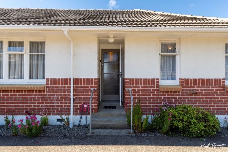 Photo of property in 46 Pine Avenue, Upper Hutt Central, Upper Hutt, 5018