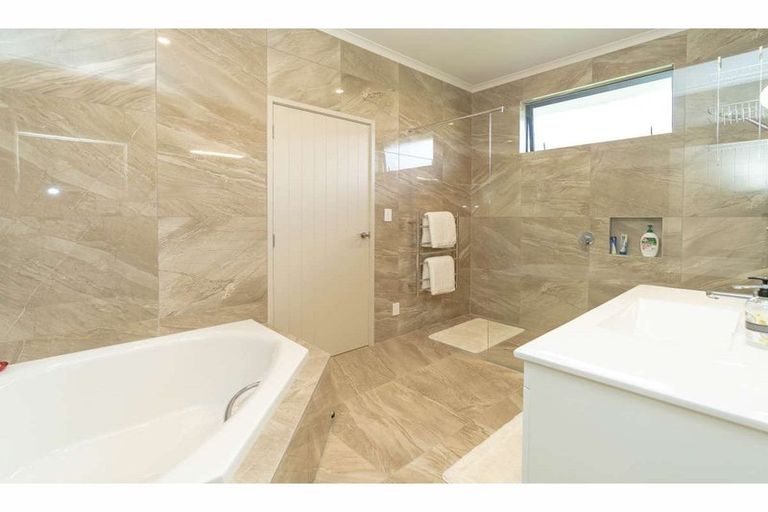 Photo of property in 39 Sarawak Drive, Kerikeri, 0230