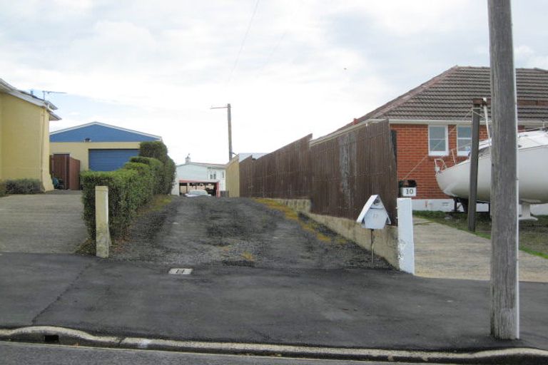 Photo of property in 12 Lock Street, Saint Clair, Dunedin, 9012