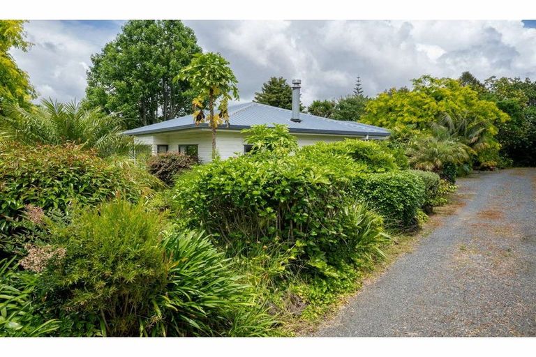 Photo of property in 8 James Kemp Place, Kerikeri, 0230