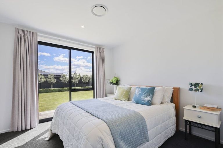 Photo of property in 46 Charles Upham Drive, Rangiora, 7400