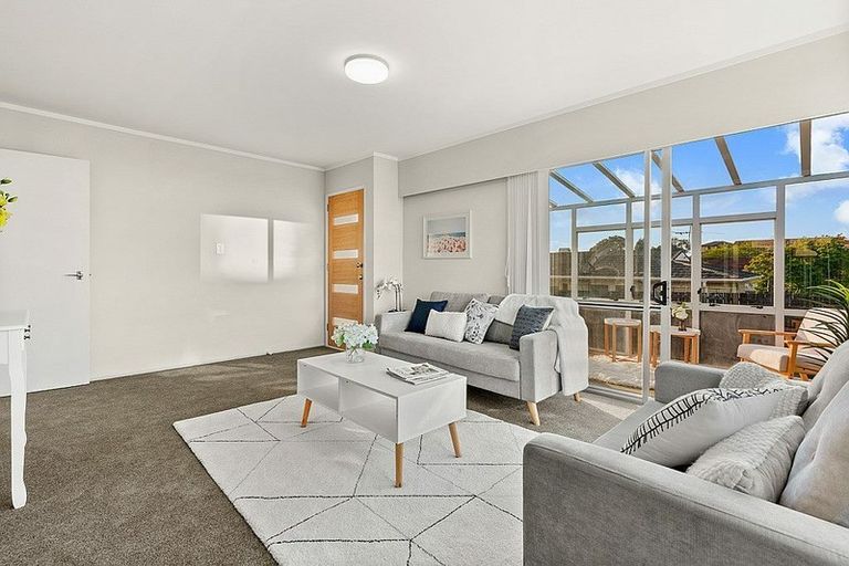 Photo of property in 1/3 Sentosa Place, Clover Park, Auckland, 2019