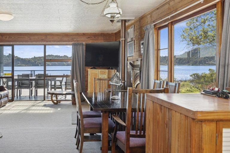 Photo of property in 293 State Highway 30, Lake Rotoma, Rotorua, 3074