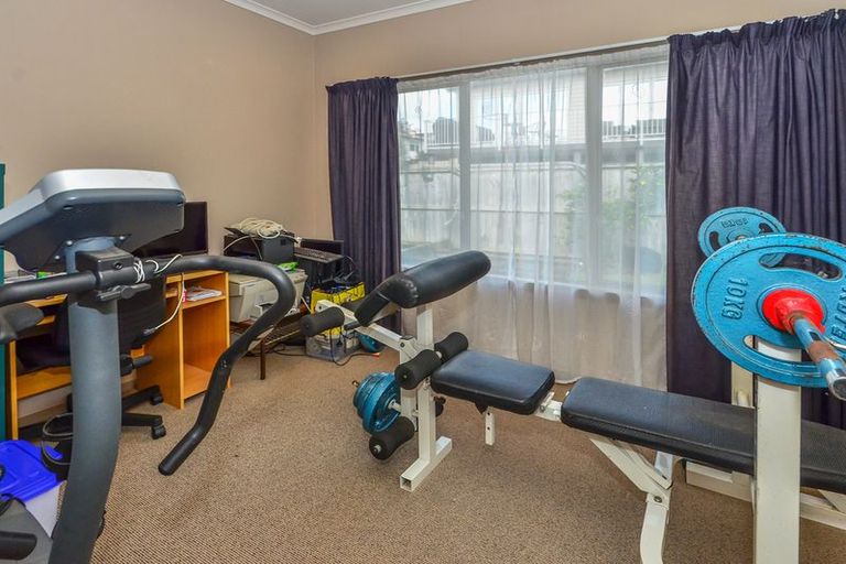 Photo of property in 8 Bilkey Avenue, Pukekohe, 2120