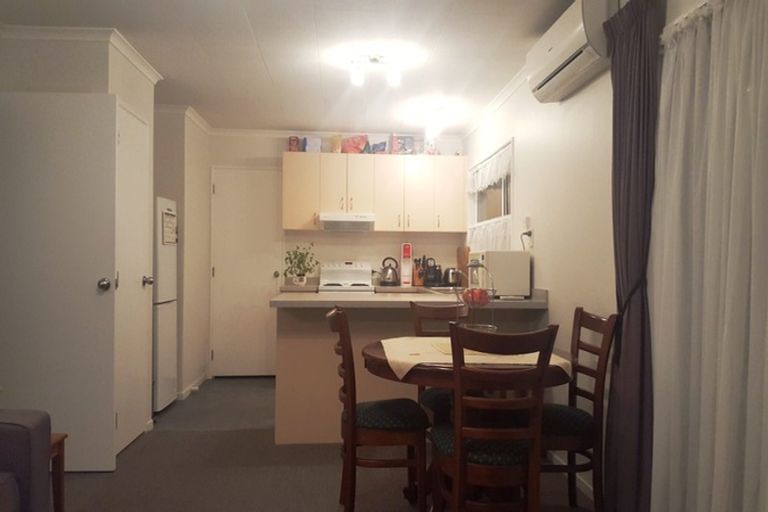 Photo of property in 1/19 Hauraki Crescent, Pinehill, Auckland, 0632