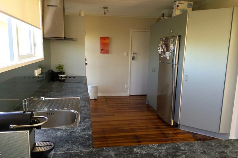 Photo of property in 16 Mccracken Road, Mount Wellington, Auckland, 1060