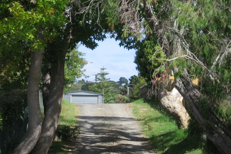Photo of property in 35 Japonica Drive, Beach Haven, Auckland, 0626
