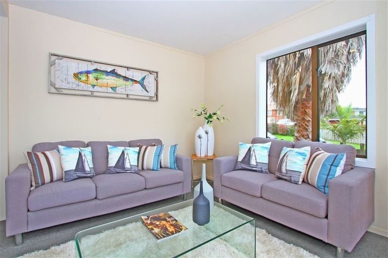 Photo of property in 80 Nile Road, Milford, Auckland, 0620