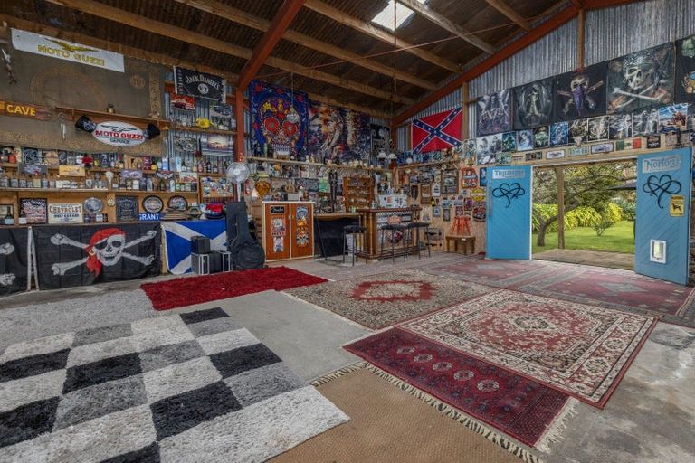 Photo of property in 154 Main Road, Levin, 5510