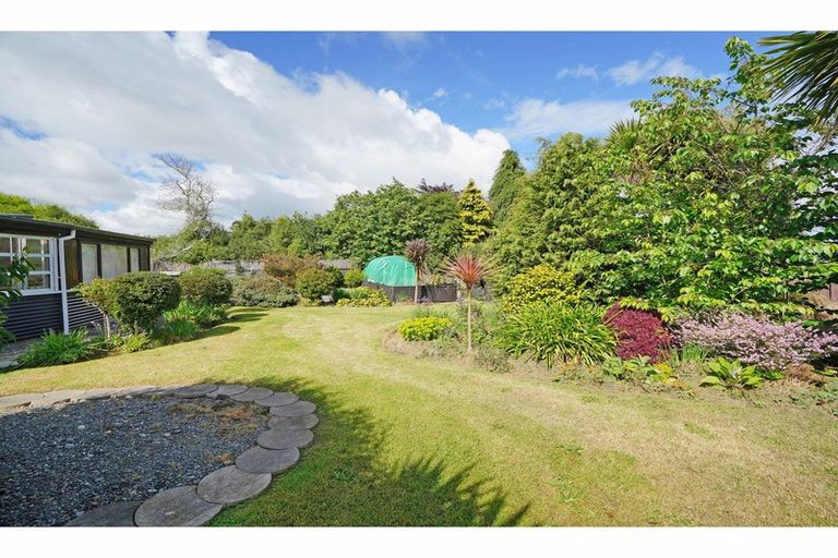 Photo of property in 33 Clifden Highway, Tuatapere, 9620