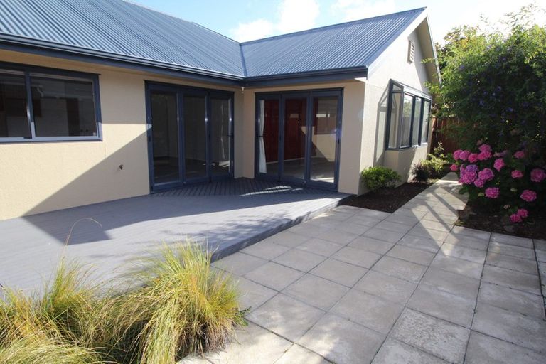 Photo of property in 47 Florence Avenue, Palmerston North, 4414