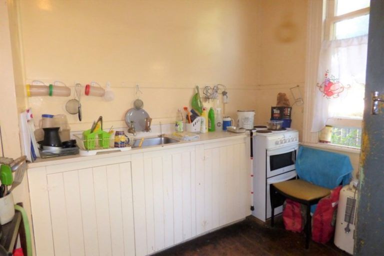 Photo of property in 32a Wharfe Street, South Hill, Oamaru, 9400