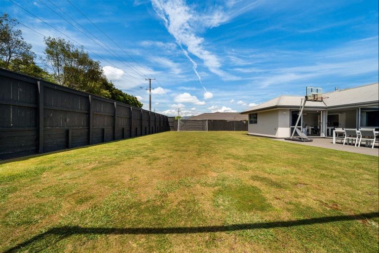 Photo of property in 3 Margaret Alice Close, Whalers Gate, New Plymouth, 4310