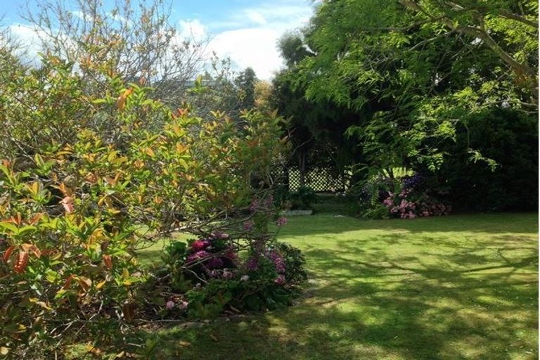 Photo of property in 2049 Ngunguru Road, Ngunguru, Whangarei, 0173