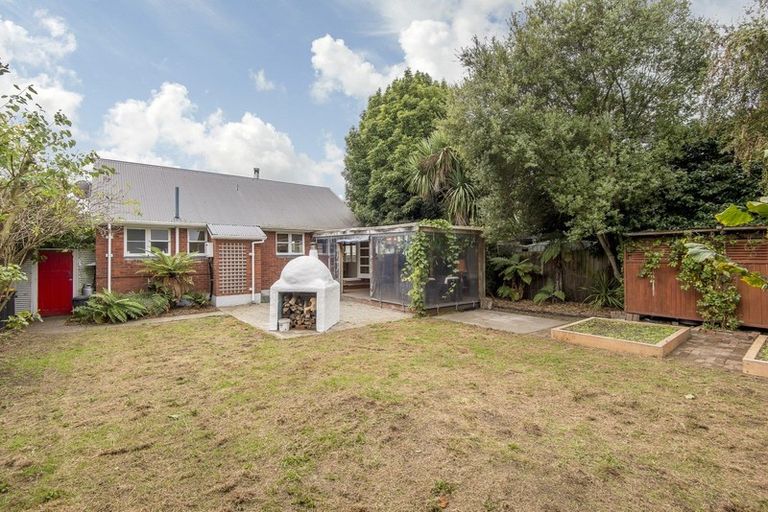 Photo of property in 10 Flesher Avenue, Richmond, Christchurch, 8013