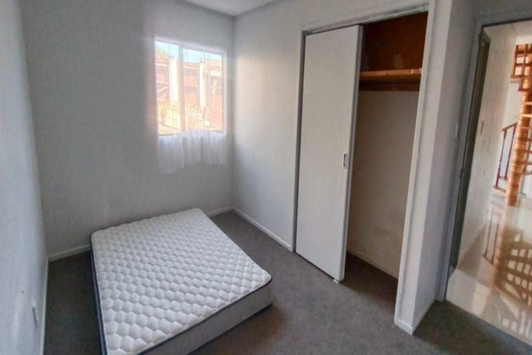 Photo of property in 12b Bronte Place, Whalers Gate, New Plymouth, 4310