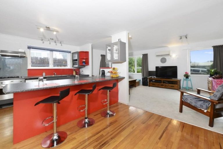 Photo of property in 20 Totaravale Street, Pukehangi, Rotorua, 3015