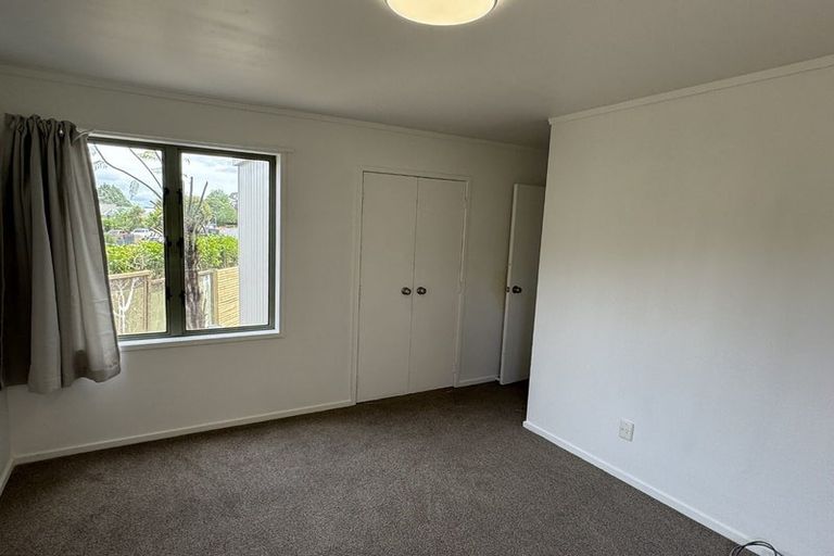 Photo of property in 19 Gilbass Avenue, Hamilton Lake, Hamilton, 3204