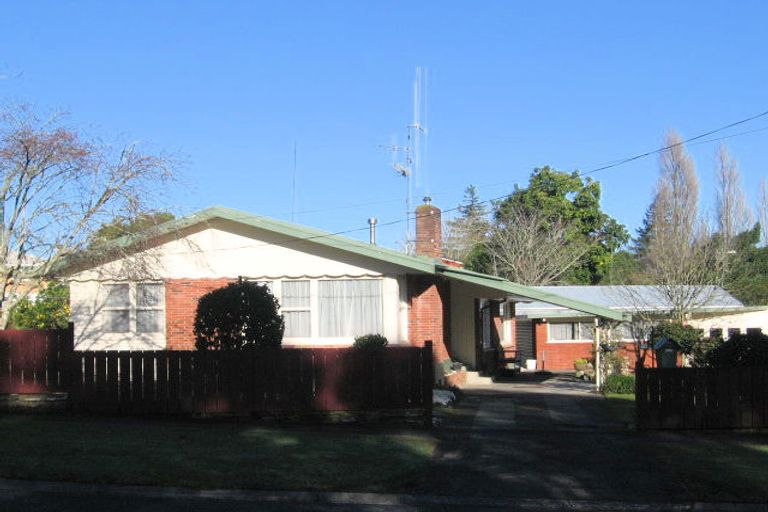 Photo of property in 73 Casey Avenue, Fairfield, Hamilton, 3214