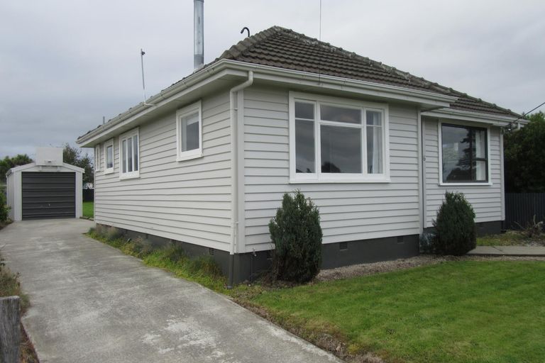 Photo of property in 6 Studholme Street, Waimate, 7924
