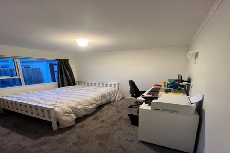 Photo of property in 94b Eatwell Avenue, Paraparaumu Beach, Paraparaumu, 5032