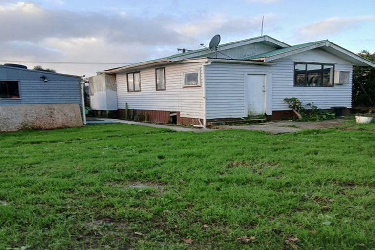 Photo of property in 14 Robertson Road, Ranui, Auckland, 0612