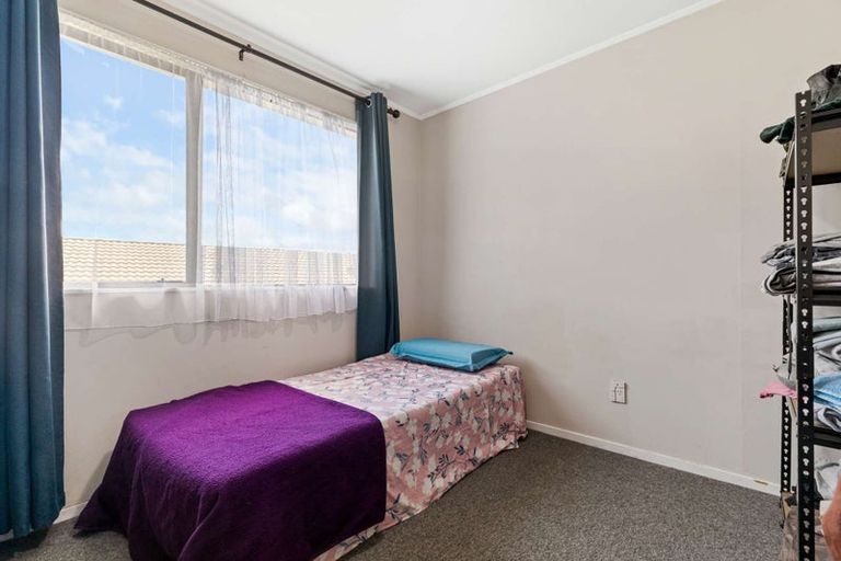 Photo of property in 33 Danube Lane, Glen Eden, Auckland, 0602