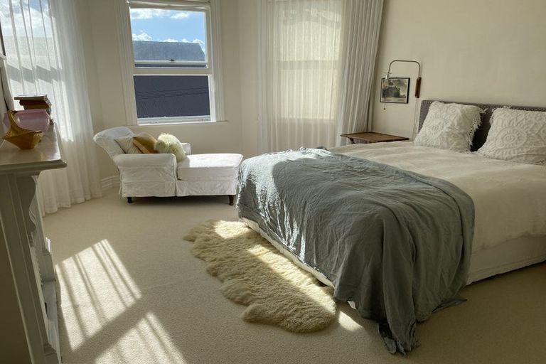 Photo of property in 7 Takarunga Road, Devonport, Auckland, 0624