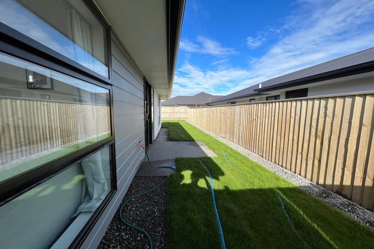 Photo of property in 14 Forge Close, Halswell, Christchurch, 8025