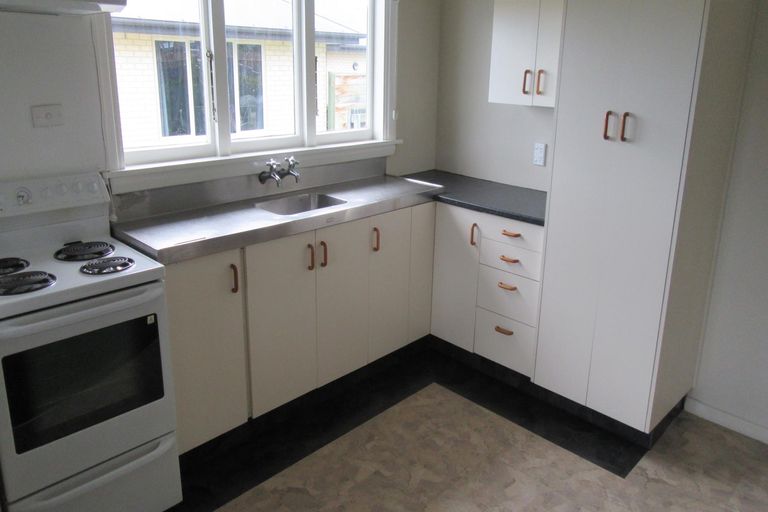 Photo of property in 6 Studholme Street, Waimate, 7924