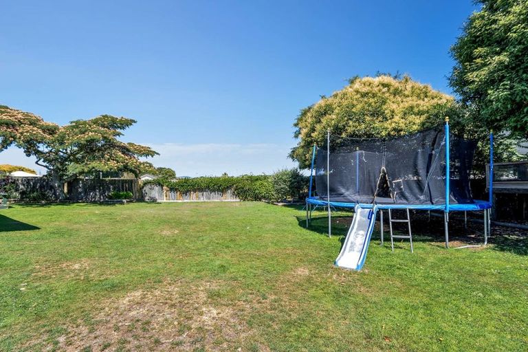 Photo of property in 14 Bronte Place, Owhata, Rotorua, 3010