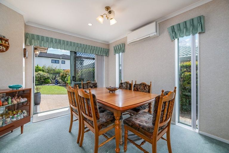 Photo of property in 9 Amesbury Rise, Henderson, Auckland, 0612