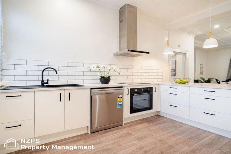 Photo of property in 14 Kings Avenue, Saint Kilda, Dunedin, 9012