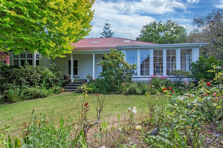 Photo of property in 119 Main Road, Governors Bay, Lyttelton, 8971