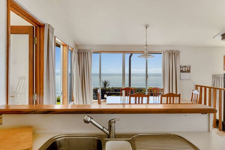 Photo of property in 172 Rangihaeata Road, Rangihaeata, Takaka, 7182